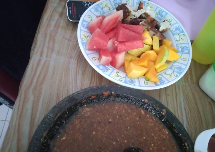 Resep Rujak Buah Anti Gagal
