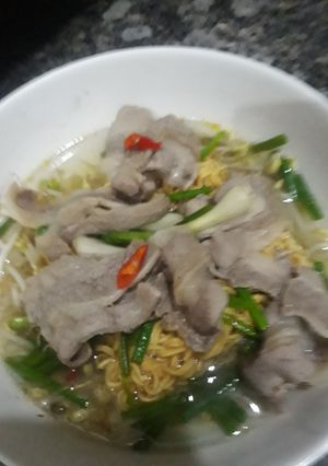 Hình của món Mì gói nấu thịt bò 🥗👍.