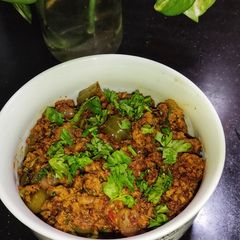 A picture of Mutton Qeema, Green Bell Pepper And Onion.