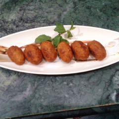 A picture of Raw banana kabab.