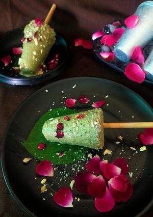 पान गुलकंद कुल्फी PaanGulkandKulfi रेसिपी मुख्य फोटो