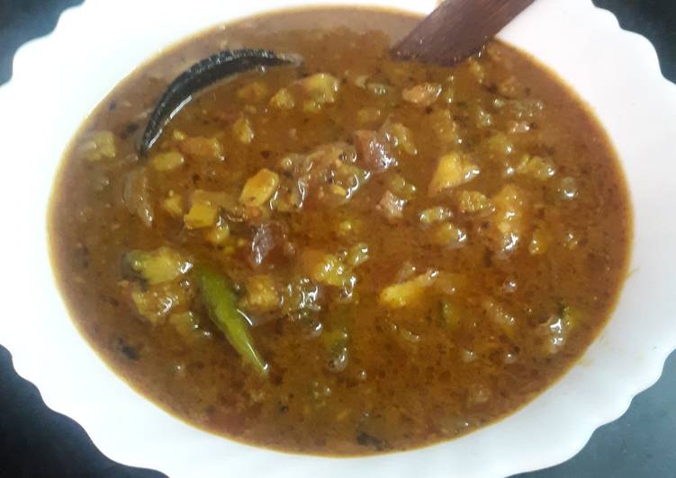 Delicious Pavakkya Theeyal/Bittergourd in coconut gravy