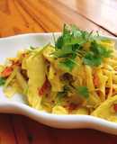 Măng đắng xào nghệ