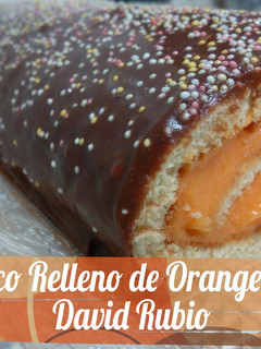 Una foto de Tronco relleno de orange curd