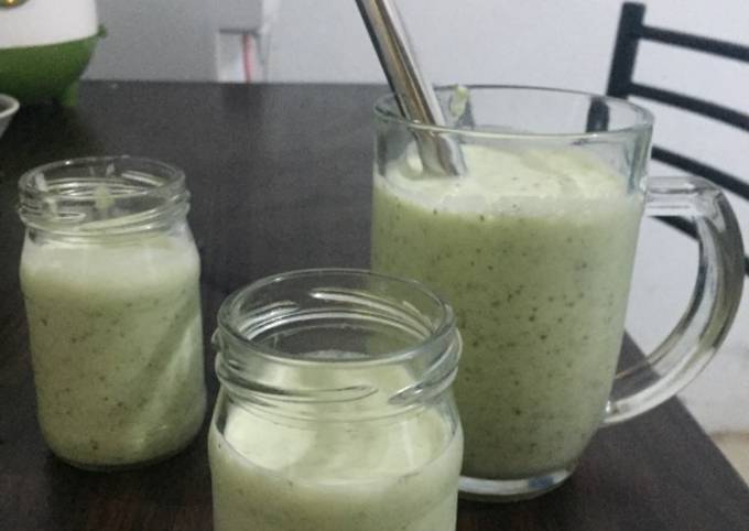Cara Gampang Membuat Green smoothies yang Enak Banget