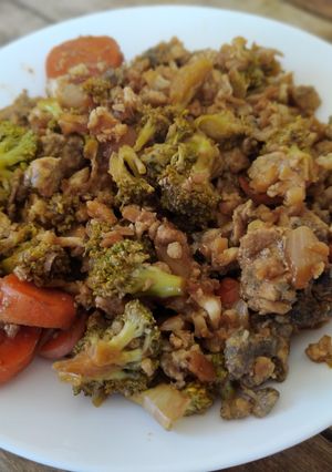 Una foto de Coliflor tipo arroz oriental