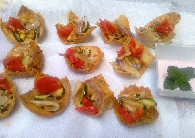 Chapati vegetable cups #team contest #team sugar&spice #appetizer #indian food