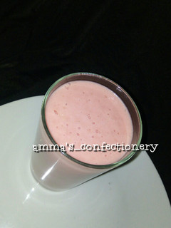 A picture of Banana And Watermelon Smoothie.