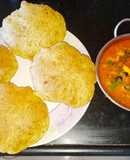 Palak Puri with yummy Allu-Mattar-paneer curry/ sabzi 😊