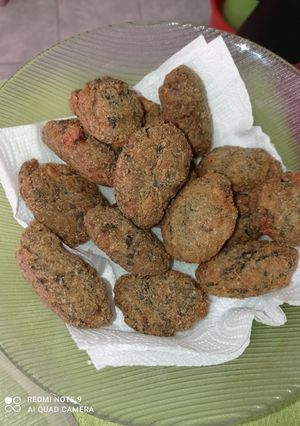 Una foto de Croquetas o torrejas de espinaca😋