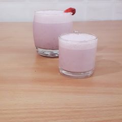 Strawberry milkshake A picture of Strawberry milkshake.