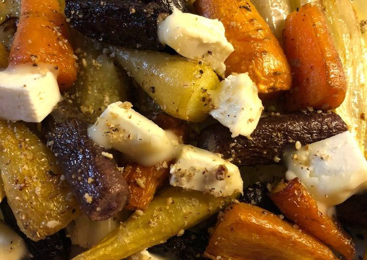Rainbow carrots with chicory and goats cheese - vegetarian