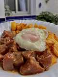 Atún trufado con patatas y huevo