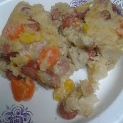 Hotdog pot pie A picture of Hotdog pot pie.