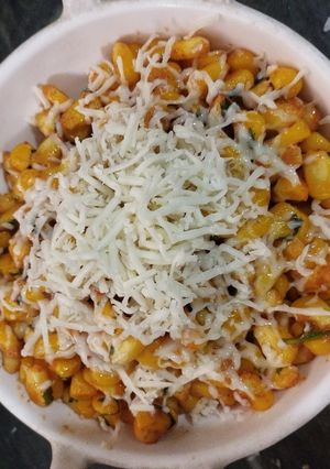 A picture of Cheesy masala sweet corn.