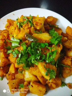 A picture of Masala vegetable idli.