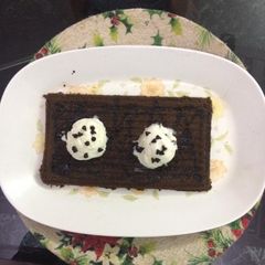 A picture of Chocolate cake in sandwich maker.