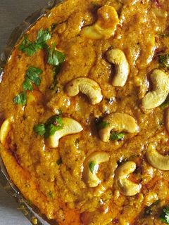 કાજુ કરી(kaju curry recipe in Gujarati) રેસીપી મુખ્ય ફોટો