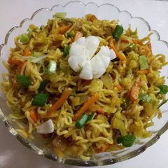 Singapore vegetable noodles A picture of Singapore vegetable noodles.