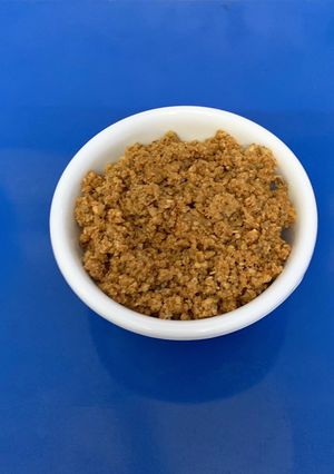 A picture of Dry chutney.