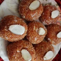 A picture of Gajar ka ladoo.