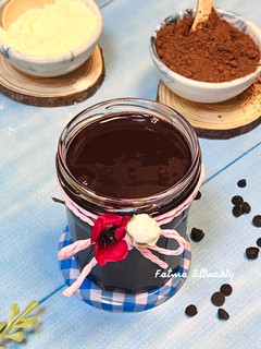 صورة لوصفة صوص شكولاته بسيط و من غير كريمه