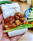 Bánh bao kẹp thịt rim