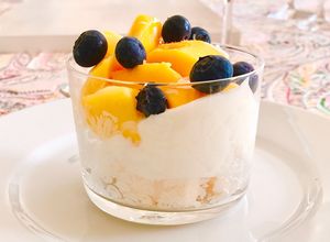 Hình của món 💚 Meringue Sữa Chua Hoa Quả - Tráng Miệng Xinh Yêu.