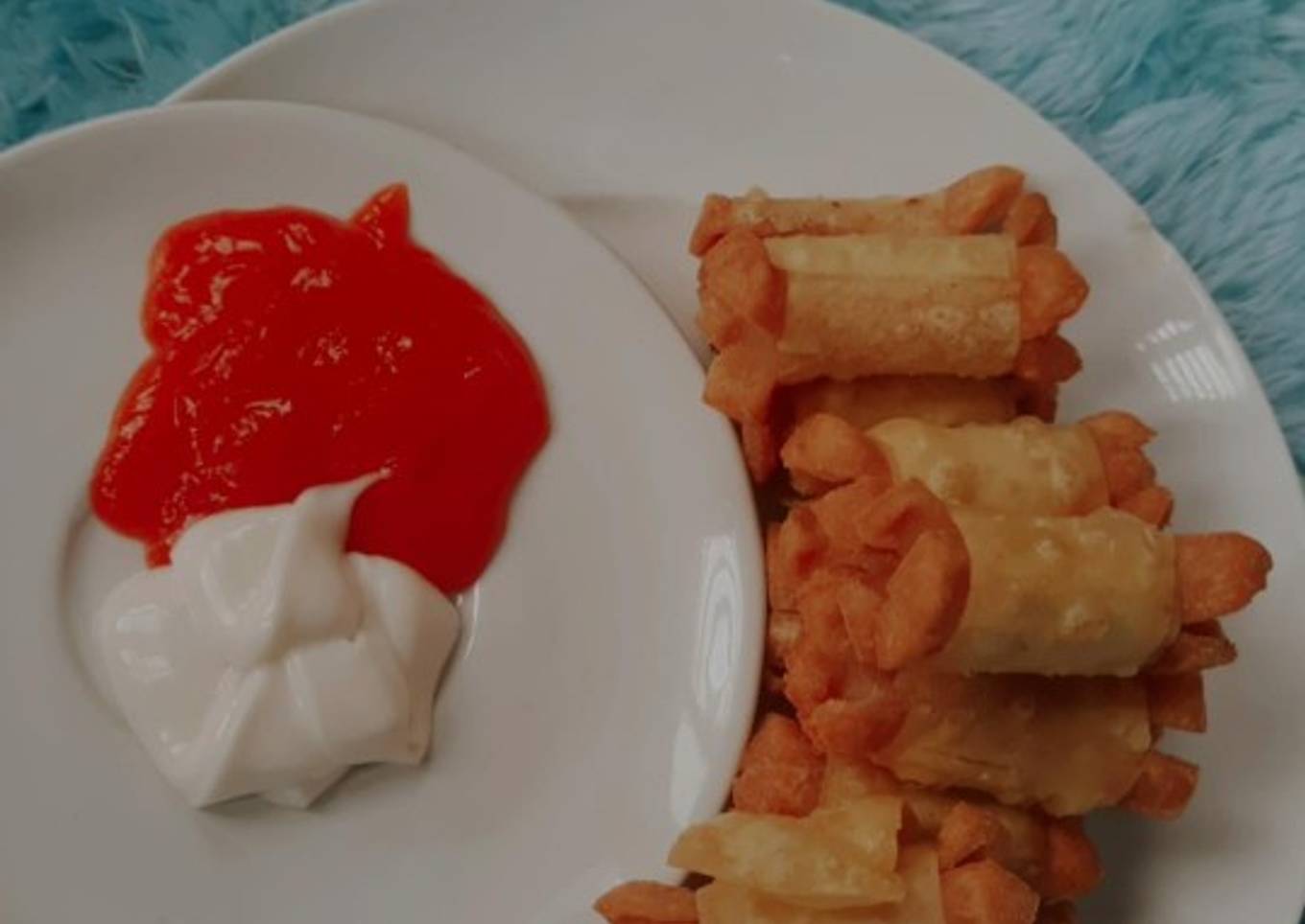 Pansos (Pangsit Sosis)