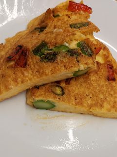 Spárgás omlett recept fotója