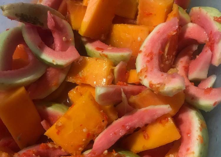 Resep Asinan Jambu dan Pepaya Anti Gagal