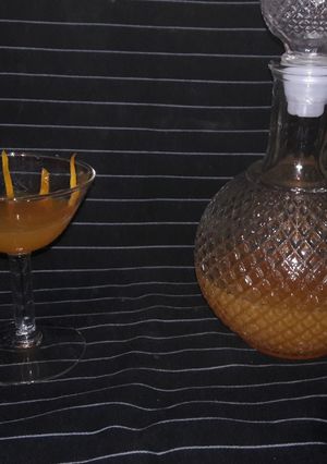 Una foto de Licor de naranja al run