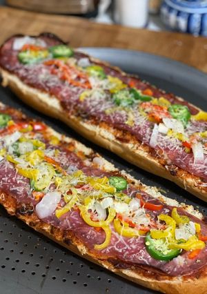 A picture of Pizza Toast.