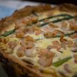 Quiche de espárragos, champiñones y gambas