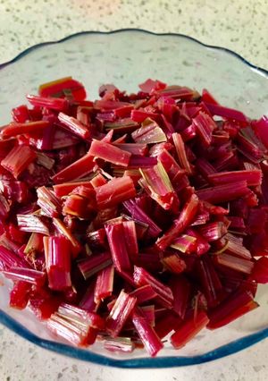 Una foto de Ensalada de tallos de betarraga