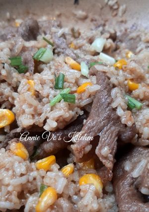 Hình của món Cơm trộn sốt tiêu đen.