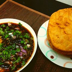 A picture of Dal Pakwan | Sindhi Dal Pakwan.