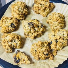 A picture of Quick Air fryer baked Banana & oats cookies.