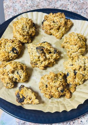 A picture of Quick Air fryer baked Banana & oats cookies.
