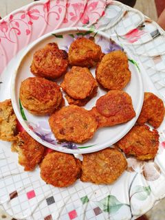 মসুর ডালের বড়া (Masoor daaler bora recipe in bengali) রেসিপির প্রধান ছবি