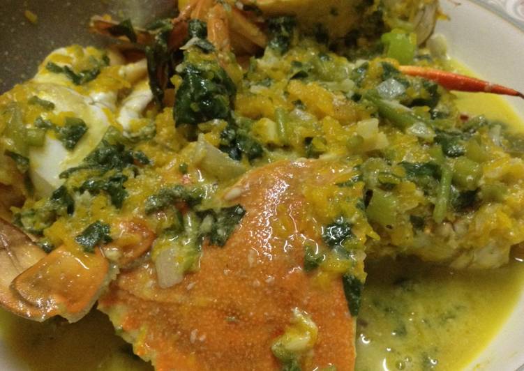 Recipe of Award-winning Crab in Coconut Squash Sauce - Filipino Ginataan na Alimasag