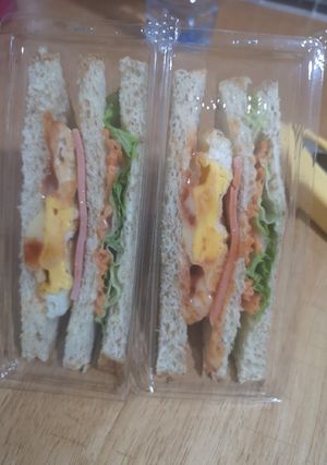 รูปของ แซนด์วิช​ไข่ดาวสูตรทำขาย15บาทพร้อมคำนวนต้นทุน​