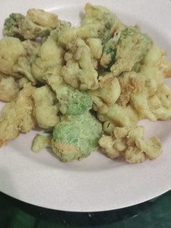 Foto resep Brokoli dan kembang kol goreng