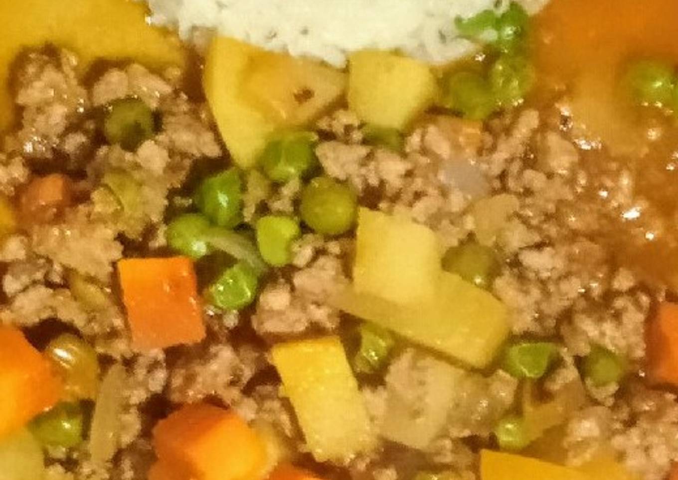 Picadillo con papas y zanahorias