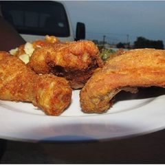 A picture of Ellis Brown Powder Milk Fried Chicken.