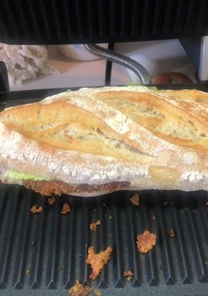 Una foto de Baguette de tocino empanizado a la sonorense