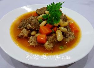 Hình của món Nạm bò nấu đậu.
