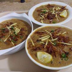 A picture of Beef Haleem.