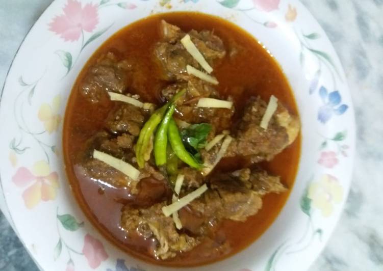 Gardan ka gosht mutton/beef