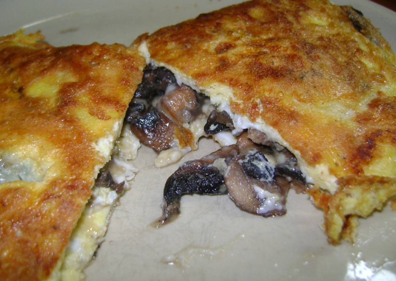 Omelette con champiñones